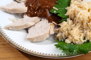 levana-cooks-roast-turkey-with-jasmine-chocolate-sauce