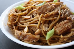 Peanut butter noodles with chicken