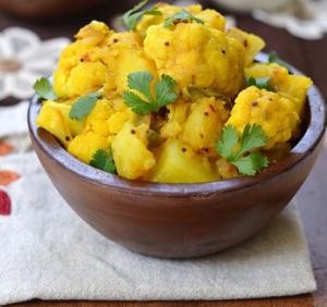 levana-cooks-aloo-gobi-recipe