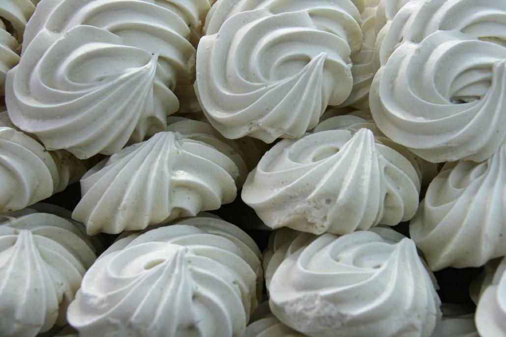 Meringues Recipe with All Variations - Levana Cooks