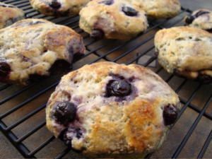 levana-cooks-blueberry-scones