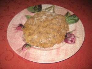 Flatbread on a floral-patterned plate.