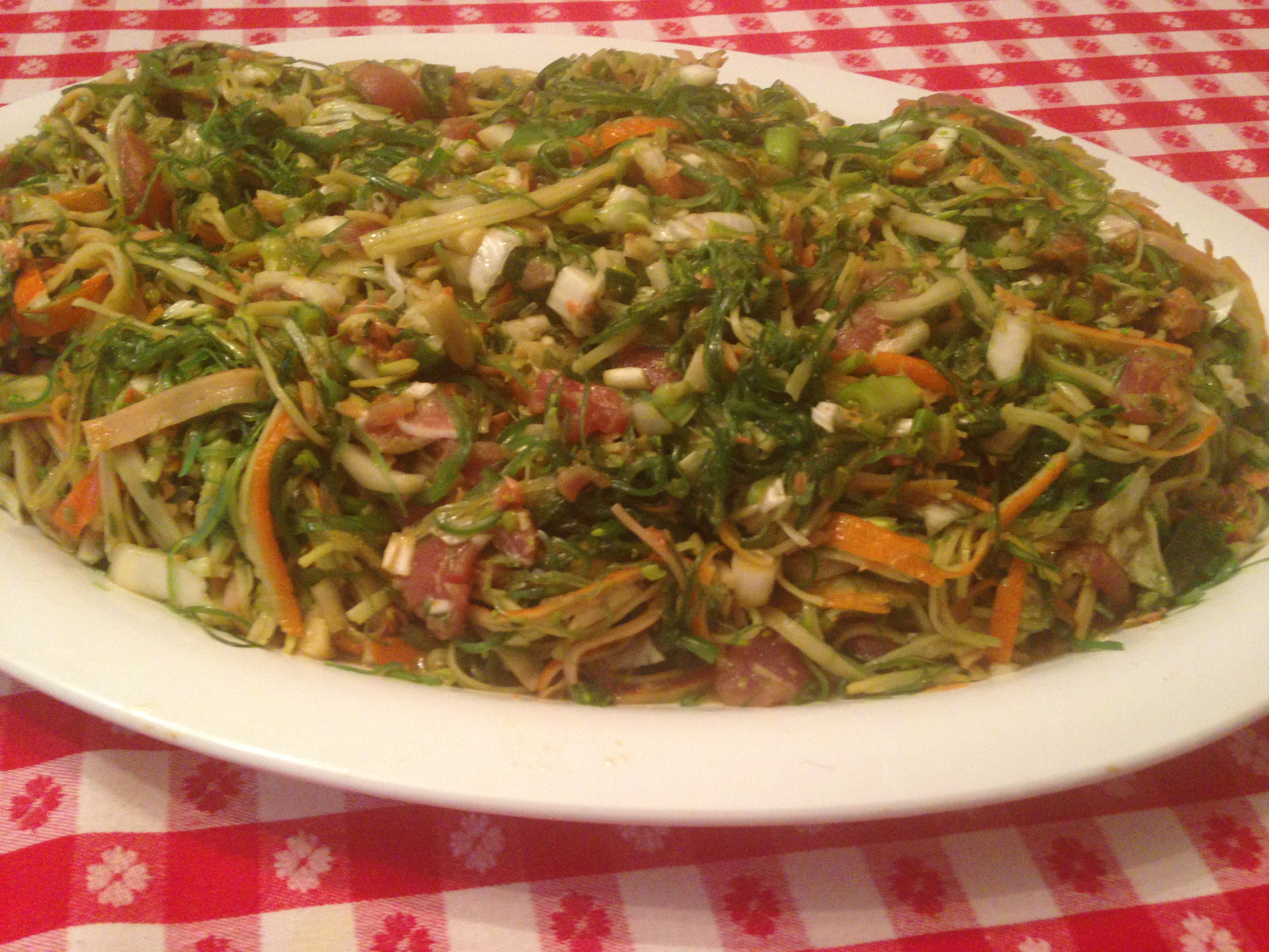 Fresh Seaweed Noodles Sashimi Salad Variation. GlutenFree