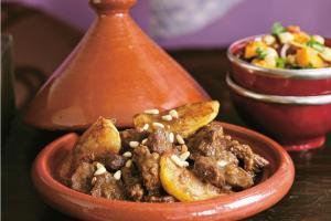 Moroccan meat tagine with lemon and pine nuts