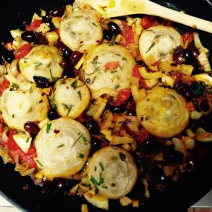 Skillet roasted mushrooms with tomatoes and olives