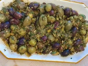 Herbed mixed marinated olive salad